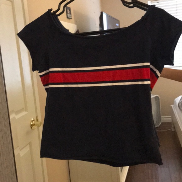 Brandy Melville crop top - Picture 1 of 4